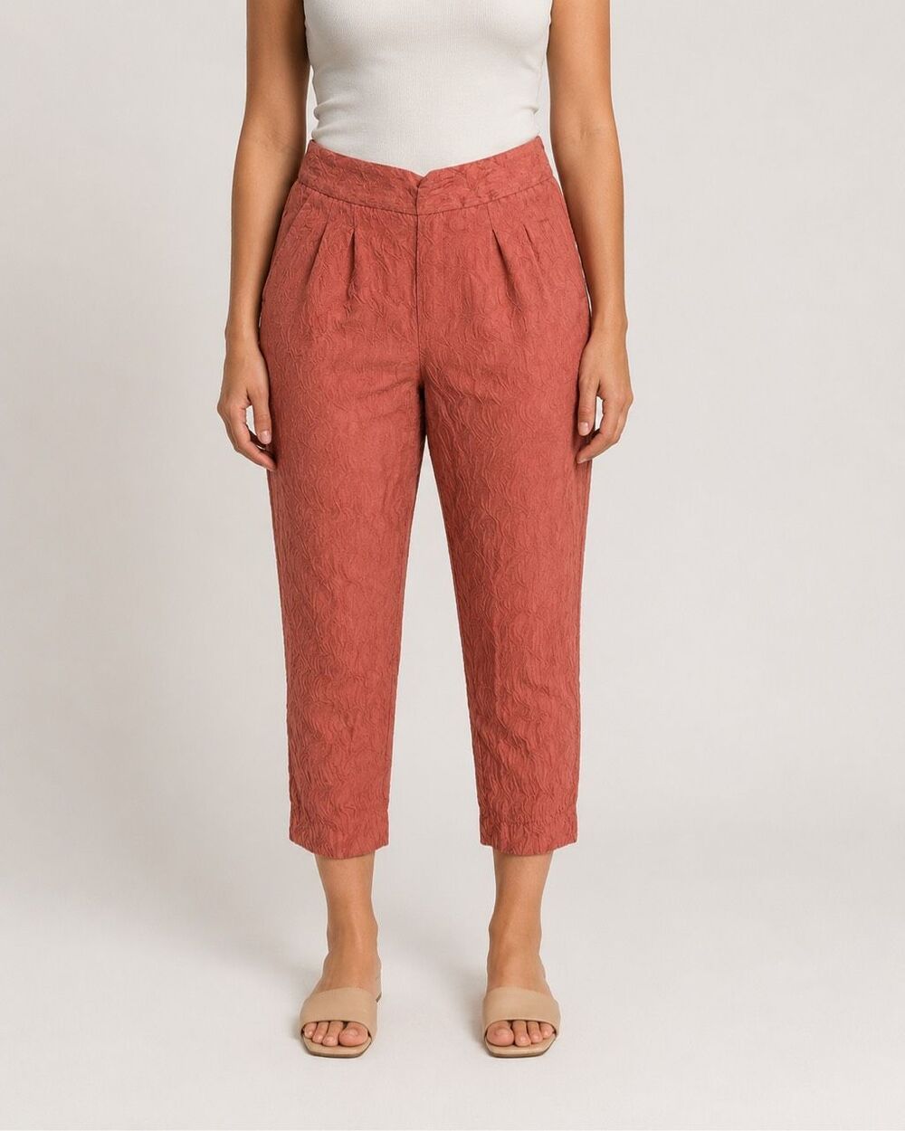 ETT:TWA Anthropologie Coral Textured Cropped Tapered Pants Women’s Size 6 #1900